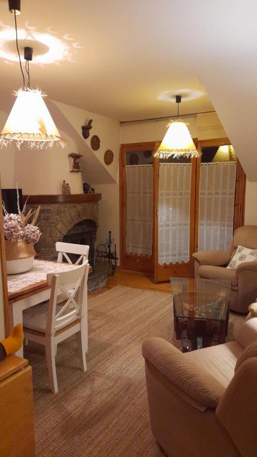 Duplex Acogedor Con Piscina En *